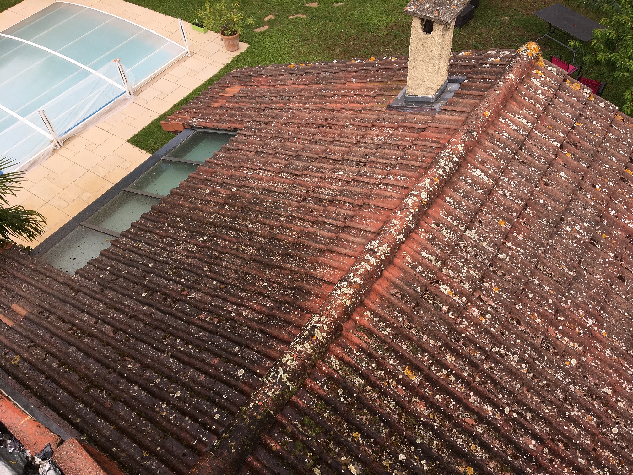 démoussage nettoyage toit Gaty Traitements Isolation Rhône-Alpes