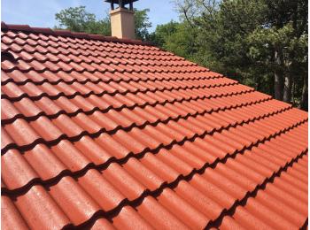 nettoyage décapage toiture terre cuite béton Gaty Traitements Isolation Rhône Ain Isère Saône et Loire